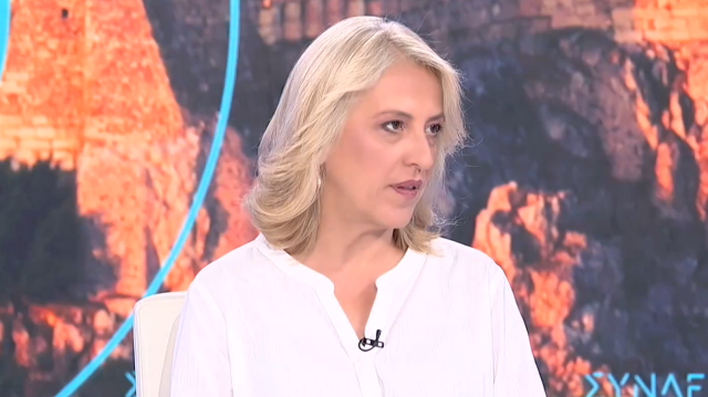 Δούρου:	Η-απόφαση-της-ΚΕ-του-ΣΥΡΙΖΑ-δεν-είναι-εχέγγυο-συνέχειας,-μεταφορά-έδρας-είναι-παραβίαση-της-λαϊκής-βούλησης