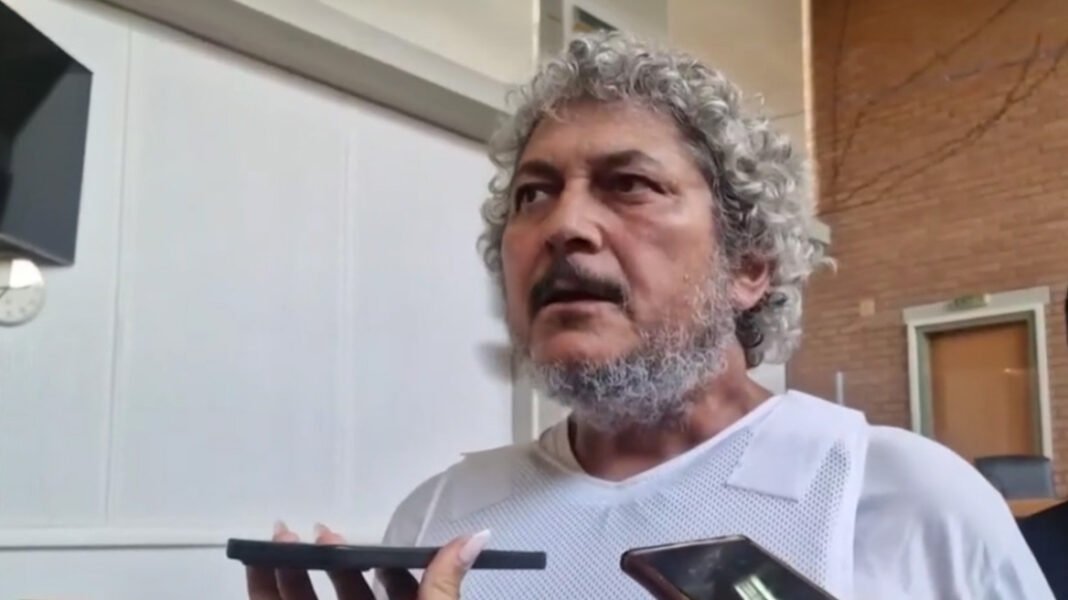 «Έζησα 3 απόπειρες δολοφονίας του Τζέιμς, και μένα ήρθαν να με σκοτώσουν» λέει η μητέρα του Δαλαμάγκα «Έζησα-3-απόπειρες-δολοφονίας-του-Τζέιμς,-και-μένα-ήρθαν-να-με-σκοτώσουν»-λέει-η-μητέρα-του-Δαλαμάγκα
