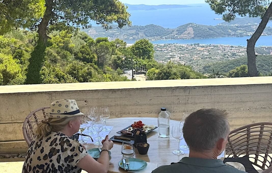 Skiathos Revives Its Winemaking Legacy skiathos-revives-its-winemaking-legacy