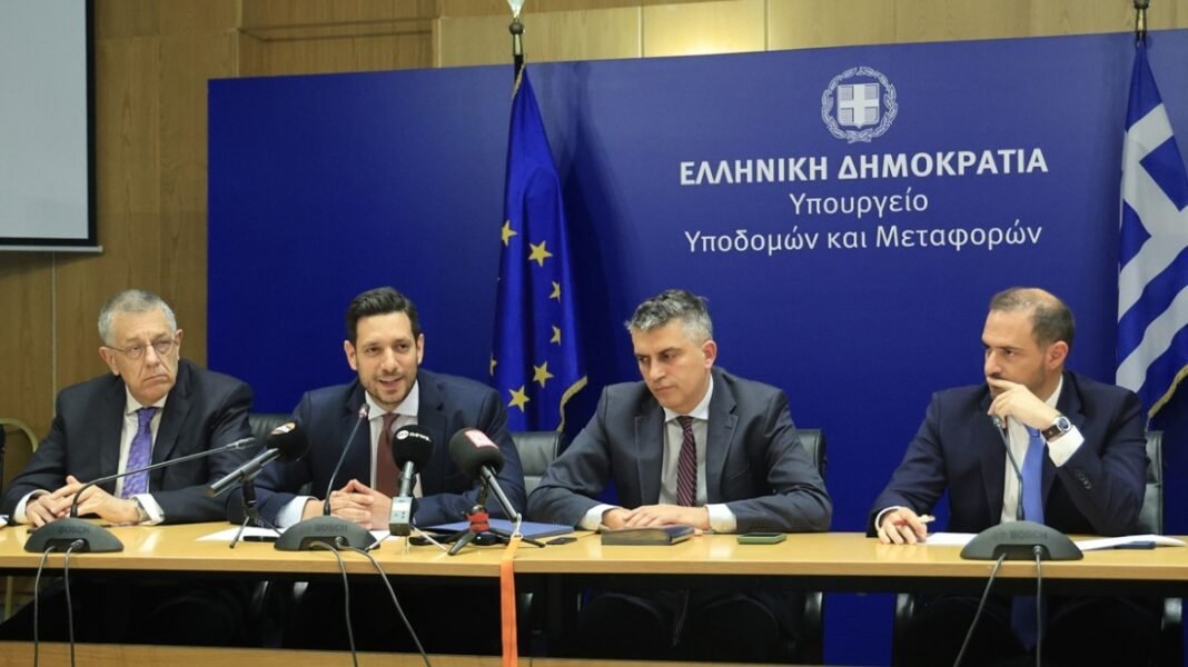 Ανέλαβαν τα καθήκοντά τους οι νέοι υπουργοί και υφυπουργοί, δείτε φωτογραφίες μετά την ορκωμοσία Ανέλαβαν τα καθήκοντά τους οι νέοι υπουργοί και υφυπουργοί, δείτε φωτογραφίες μετά την ορκωμοσία