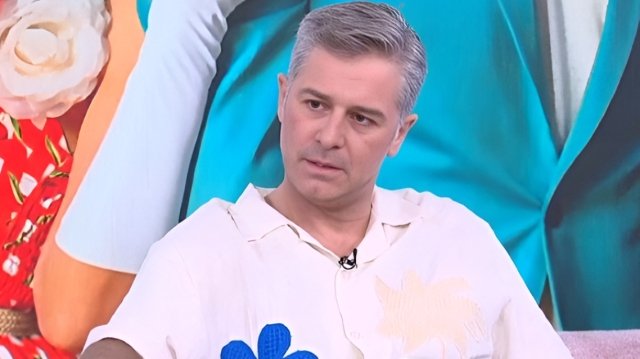 Αλέξανδρος-Μπουρδούμης:-Η-κωμωδία-δεν-μου-ερχόταν-εύκολα-γιατί-με-είχαν-κατηγοριοποιήσει-σαν-ζεν-πρεμιέ