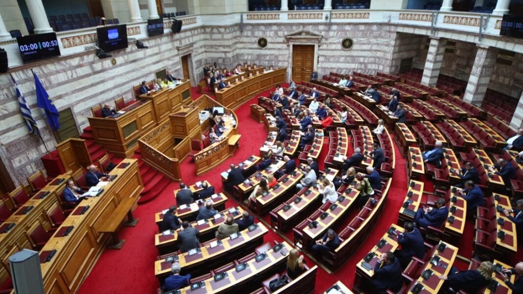 Συνταγματική Αναθεώρηση: Το ΠΑΣΟΚ λέει «ναι» υπό προϋποθέσεις στο άρθρο 16 για τα μη κρατικά πανεπιστήμια Συνταγματική Αναθεώρηση: Το ΠΑΣΟΚ λέει «ναι» υπό προϋποθέσεις στο άρθρο 16 για τα μη κρατικά πανεπιστήμια