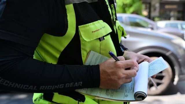 Συνελήφθη οδηγός – Έτρεχε με πάνω από 200 χλμ./ώρα Συνελήφθη-οδηγός-–-Έτρεχε-με-πάνω-από-200-χλμ./ώρα