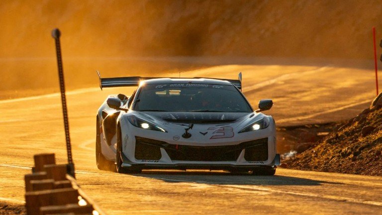 Η Corvette ZR1X «βασίλισσα» του Pikes Peak Η-corvette-zr1x-«βασίλισσα»-του-pikes-peak