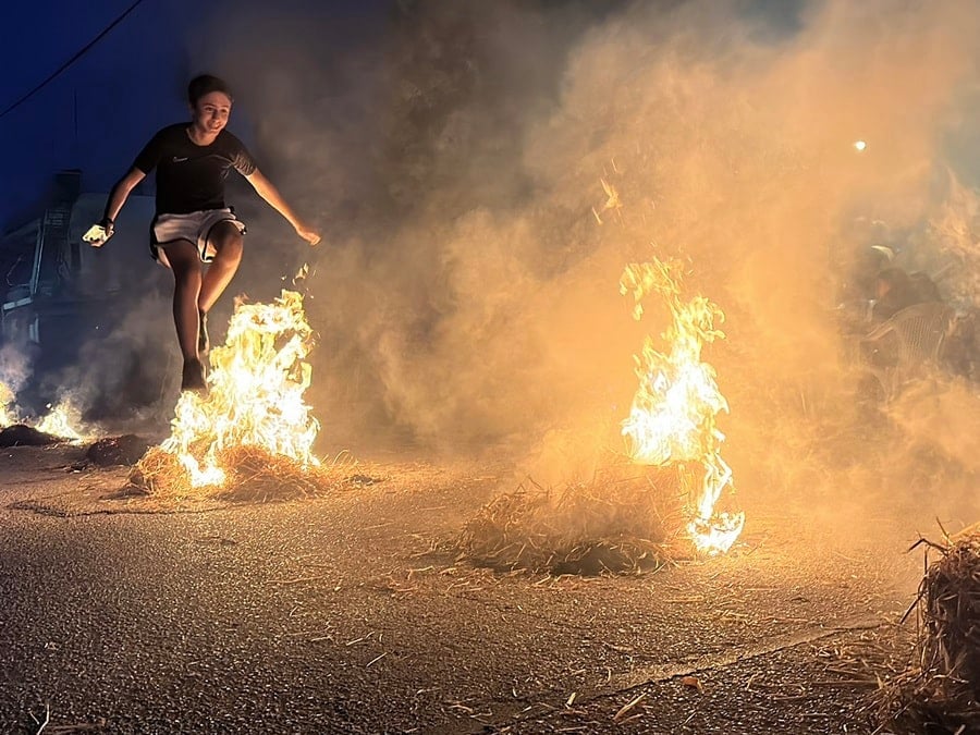 Midsummer Bonfire Custom of “Klidonas” Revived in Argolis, Greece midsummer-bonfire-custom-of-“klidonas”-revived-in-argolis,-greece