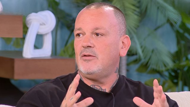 Ο Δημήτρης Σκαρμούτσος αποκάλυψε ότι χώρισε: Δεν μου λείπει μία σύντροφος Ο-Δημήτρης-Σκαρμούτσος-αποκάλυψε-ότι-χώρισε:-Δεν-μου-λείπει-μία-σύντροφος