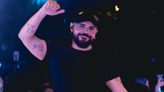Φωτογραφίες και βίντεο από τη συναυλία του Ακύλα στη Θεσσαλονίκη Φωτογραφίες-και-βίντεο-από-τη-συναυλία-του-Ακύλα-στη-Θεσσαλονίκη