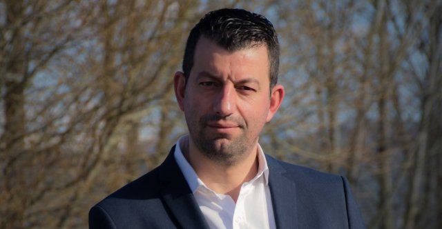 Νέα-αποχώρηση-από-το-ΠΑΣΟΚ:-Περιφερειακός-σύμβουλος-Ηπείρου-παραιτήθηκε-και-πάει-στο-κόμμα-Τσίπρα