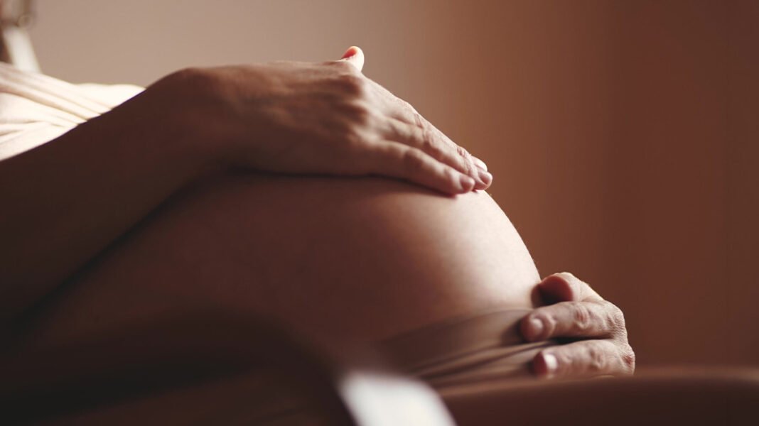 Πέθανε 34χρονη μητέρα στη Λιβαδειά μετά τον τοκετό, νέα τραγωδία μετά τη γιατρό στη Λέσβο Πέθανε-34χρονη-μητέρα-στη-Λιβαδειά-μετά-τον-τοκετό,-νέα-τραγωδία-μετά-τη-γιατρό-στη-Λέσβο