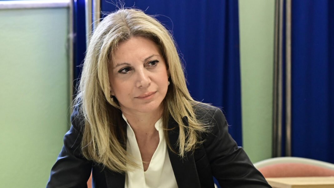 «Αλλάζει η ΕΛΠΙΔΑ, θα την καθαρίσω» λέει τώρα η Καρυστιανού μετά τις αποχωρήσεις και καταγγέλλει εκβιασμούς, αρχηγιλίκια και αγορές υποψηφίων «Αλλάζει η ΕΛΠΙΔΑ, θα την καθαρίσω» λέει τώρα η Καρυστιανού μετά τις αποχωρήσεις και καταγγέλλει εκβιασμούς, αρχηγιλίκια και αγορές υποψηφίων