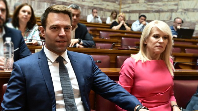 Πώς και γιατί τα «βρόντηξε» η Τζάκρη από τους Δημοκράτες: Της ζήτησα να παραιτηθεί, λέει ο Κασσελάκης, όλο το παρασκήνιο Πώς-και-γιατί-τα-«βρόντηξε»-η-Τζάκρη-από-τους-Δημοκράτες:-Της-ζήτησα-να-παραιτηθεί,-λέει-ο-Κασσελάκης,-όλο-το-παρασκήνιο