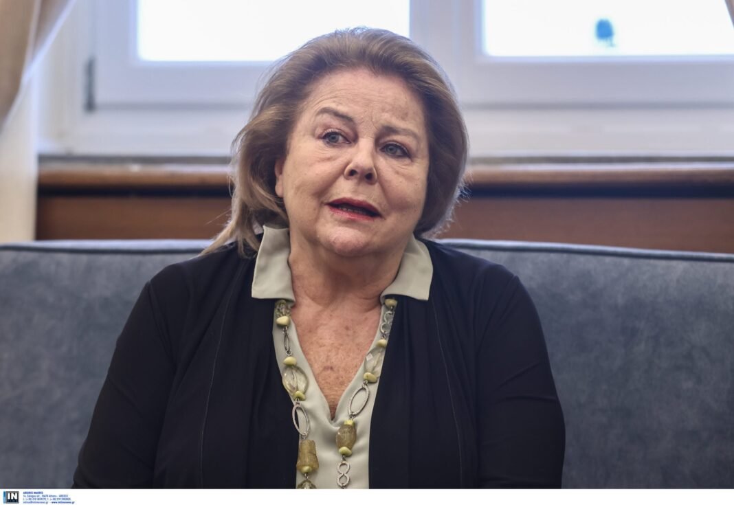 Λούκα Κατσέλη στο enikos.gr: ΕΛΑΣ και ΠΑΣΟΚ πρέπει να συνομιλήσουν από τώρα, για να δώσουν ελπίδα στην εκλογική βάση ότι είναι εφικτή μια προοδευτική κυβέρνηση Λούκα-Κατσέλη-στο-enikos.gr:-ΕΛΑΣ-και-ΠΑΣΟΚ-πρέπει-να-συνομιλήσουν-από-τώρα,-για-να-δώσουν-ελπίδα-στην-εκλογική-βάση-ότι-είναι-εφικτή-μια-προοδευτική-κυβέρνηση