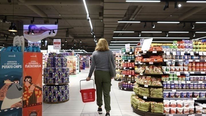 Greece Freezes Supermarket Prices for the Summer greece-freezes-supermarket-prices-for-the-summer