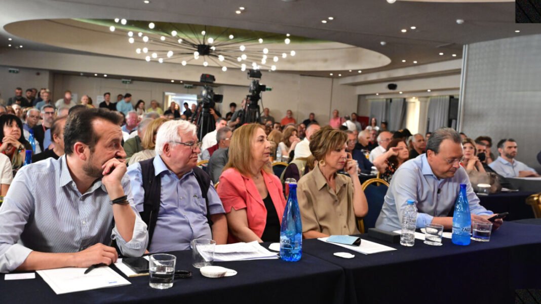 Προς αλλαγή ηγεσίας ο ΣΥΡΙΖΑ με «βελούδινη» υποκατάσταση Φάμελλου, τι προβλέπει το άρθρο που επικαλούνται Παππάς, Πολάκης, Δούρου Προς αλλαγή ηγεσίας ο ΣΥΡΙΖΑ με «βελούδινη» υποκατάσταση Φάμελλου, τι προβλέπει το άρθρο που επικαλούνται Παππάς, Πολάκης, Δούρου