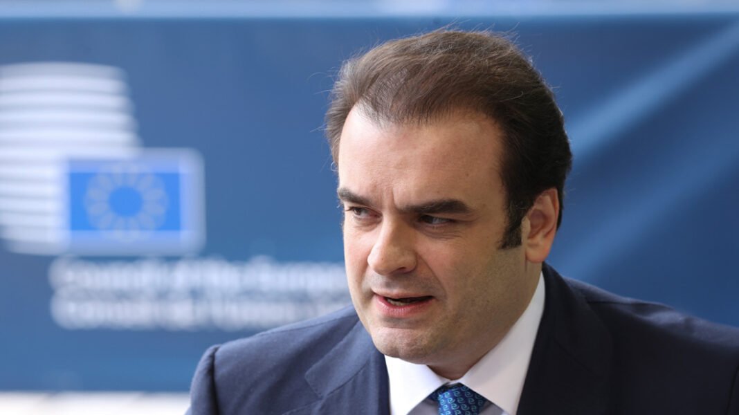 Πιερρακάκης στο L’ Express: Πληρώσαμε πολύ ακριβά τον λαϊκισμό, η χώρα έχει αφήσει οριστικά πίσω της την κρίση Πιερρακάκης στο L’ Express: Πληρώσαμε πολύ ακριβά τον λαϊκισμό, η χώρα έχει αφήσει οριστικά πίσω της την κρίση