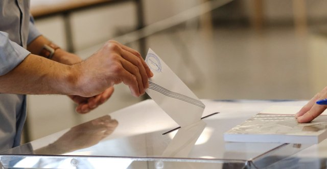 Δημοσκόπηση-alco:-Πρώτη-με-24%-η-ΝΔ,-δεύτερη-η-ΕΛΑΣ-με-14,7%,-τρίτο-το-ΠΑΣΟΚ-με-10,4%