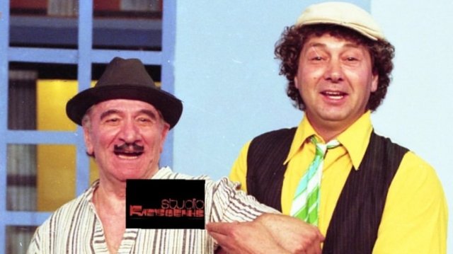Μιχάλης Μόσιος: Η φωτογραφία του και τον Κώστα Χατζηχρήστο πάνω στη θεατρική σκηνή Μιχάλης-Μόσιος:-Η-φωτογραφία-του-και-τον-Κώστα-Χατζηχρήστο-πάνω-στη-θεατρική-σκηνή