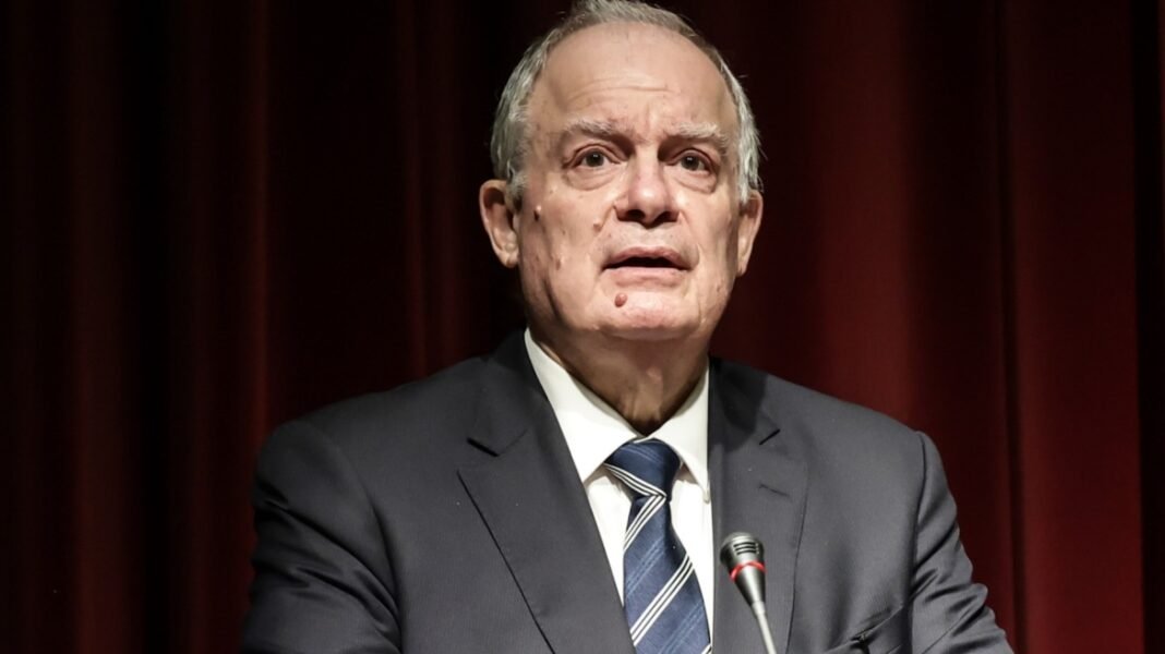 Τασούλας για τον θάνατο του Βασίλη Λεβέντη: «Ειλικρινή συλλυπητήρια στην οικογένεια, τους οικείους και τους συνεργάτες του»