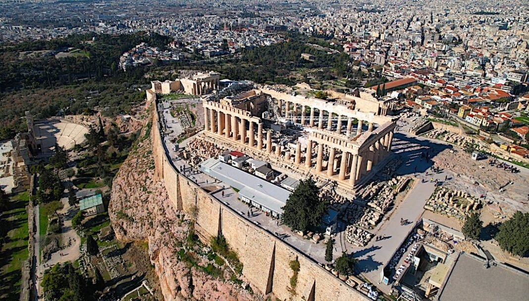 Cost of Living Tops Greeks’ Concerns as Most Continue to Trust the EU cost-of-living-tops-greeks’-concerns-as-most-continue-to-trust-the-eu