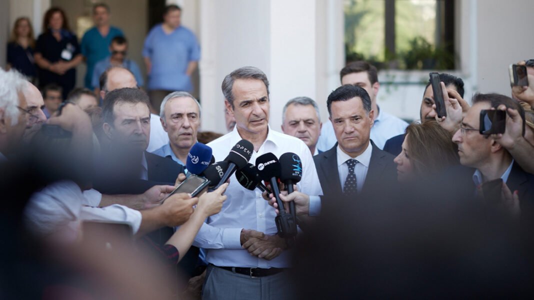 «Οι δράστες θα αντιμετωπιστούν ως εγκληματίες»: Στο Ιπποκράτειο Θεσσαλονίκης ο Μητσοτάκης, επισκέφθηκε τους τραυματίες της βομβιστικής επίθεσης «Οι δράστες θα αντιμετωπιστούν ως εγκληματίες»: Στο Ιπποκράτειο Θεσσαλονίκης ο Μητσοτάκης, επισκέφθηκε τους τραυματίες της βομβιστικής επίθεσης