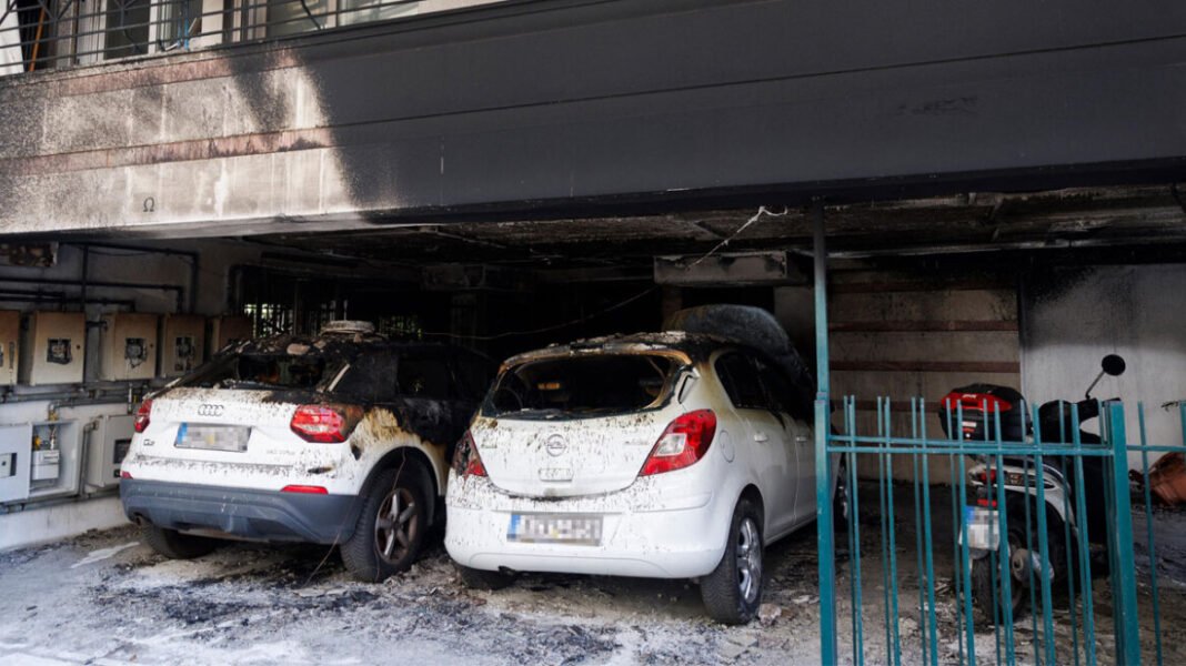 Σαρώνουν κάμερες και ευρήματα για την επίθεση με γκαζάκια στη Θεσσαλονίκη με θύμα την Βάγια Νέστορα, ομόθυμη καταδίκη για την τρομοκρατική ενέργεια Σαρώνουν-κάμερες-και-ευρήματα-για-την-επίθεση-με-γκαζάκια-στη-Θεσσαλονίκη-με-θύμα-την-Βάγια-Νέστορα,-ομόθυμη-καταδίκη-για-την-τρομοκρατική-ενέργεια