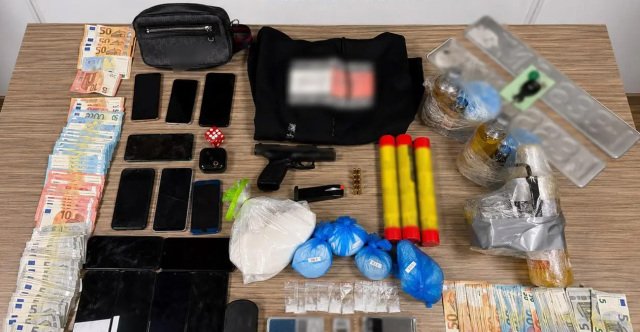 Στη φάκα μέλη οργάνωσης που διέπρατταν εμπρησμούς, εκρήξεις, εκβιάσεις και απόπειρες ανθρωποκτονίας Στη-φάκα-μέλη-οργάνωσης-που-διέπρατταν-εμπρησμούς,-εκρήξεις,-εκβιάσεις-και-απόπειρες-ανθρωποκτονίας