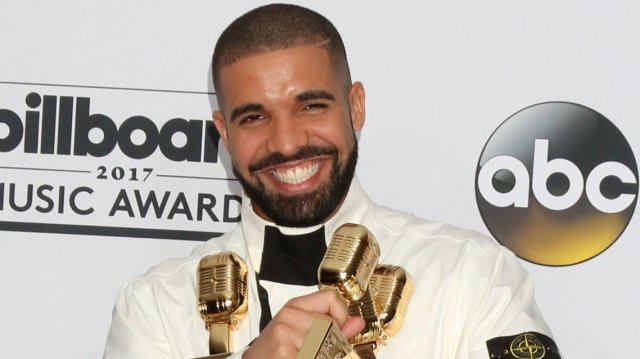 O Drake και η πορεία του στη μουσική βιομηχανία γίνονται μάθημα σε πανεπιστήμιο του Μόντρεαλ o-drake-και-η-πορεία-του-στη-μουσική-βιομηχανία-γίνονται-μάθημα-σε-πανεπιστήμιο-του-Μόντρεαλ