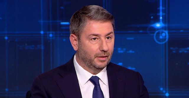 Επιμένει ο Ανδρουλάκης παρά τα γκάλοπ: Στόχος η νίκη, το ΠΑΣΟΚ μπορεί να κερδίσει τη ΝΔ – Τι είπε για Τσίπρα και Καρυστιανού Επιμένει-ο-Ανδρουλάκης-παρά-τα-γκάλοπ:-Στόχος-η-νίκη,-το-ΠΑΣΟΚ-μπορεί-να-κερδίσει-τη-ΝΔ-–-Τι-είπε-για-Τσίπρα-και-Καρυστιανού