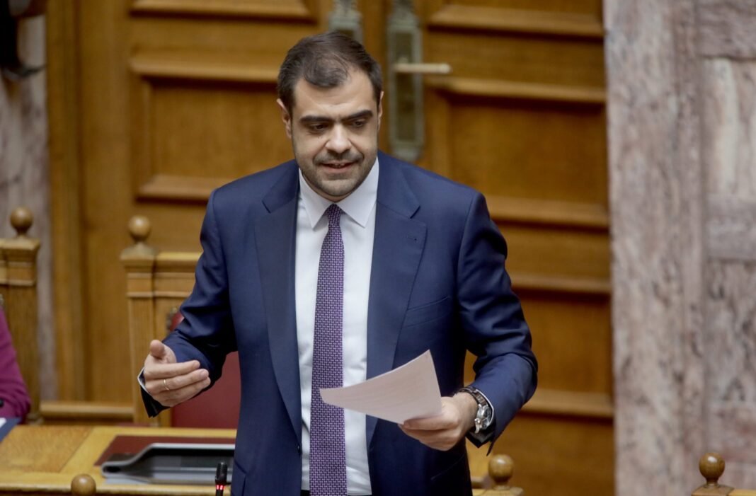 Μαρινάκης: «Αν γίνει το κόμμα Σαμαρά, θα δικαιώσει τη διαγραφή του» Μαρινάκης:-«Αν-γίνει-το-κόμμα-Σαμαρά,-θα-δικαιώσει-τη-διαγραφή-του»