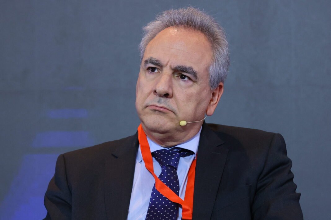Θάνος Ντόκος: Θύμα Ρώσων φαρσέρ ο σύμβουλος εθνικής ασφαλείας του Πρωθυπουργού – «Η παραίτηση είναι μονόδρομος» λέει το ΠΑΣΟΚ Θάνος-Ντόκος:-Θύμα-Ρώσων-φαρσέρ-ο-σύμβουλος-εθνικής-ασφαλείας-του-Πρωθυπουργού-–-«Η-παραίτηση-είναι-μονόδρομος»-λέει-το-ΠΑΣΟΚ