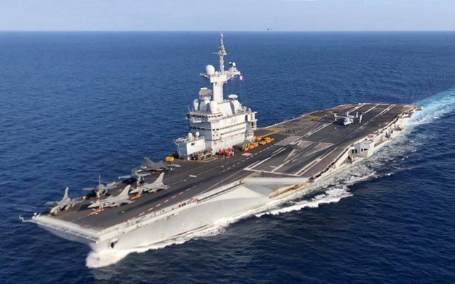 Γαλλία: Το αεροπλανοφόρο Charles-de-Gaulle αναχώρησε από τη Μέση Ανατολή και επιστρέφει στην Τουλόν Γαλλία:-Το-αεροπλανοφόρο-charles-de-gaulle-αναχώρησε-από-τη-Μέση-Ανατολή-και-επιστρέφει-στην-Τουλόν