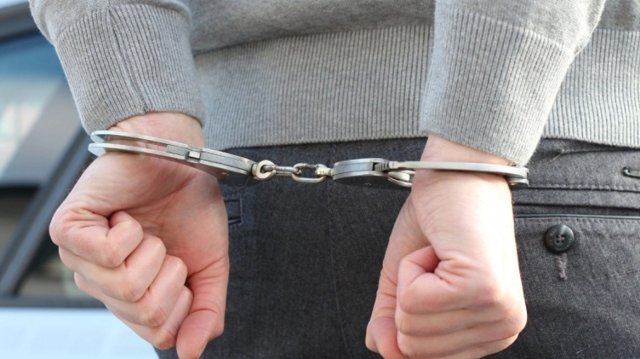 Σύλληψη-88χρονου-στα-Γρεβενά-για-πρόκληση-πυρκαγιάς-από-αμέλεια:-Έκανε-εργασίες-με-τροχό