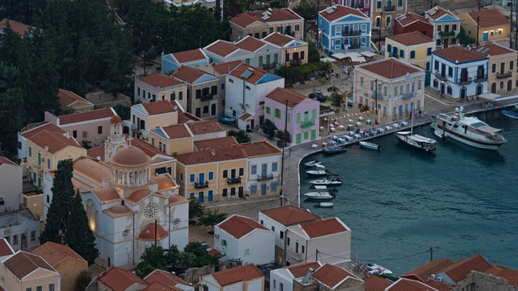 Καστελόριζο: Μήνυση ιδιοκτήτη ταβέρνας οδήγησε τον 33χρονο γιατρό στο Τμήμα, τι λέει ο δήμαρχος Καστελόριζο:-Μήνυση-ιδιοκτήτη-ταβέρνας-οδήγησε-τον-33χρονο-γιατρό-στο-Τμήμα,-τι-λέει-ο-δήμαρχος