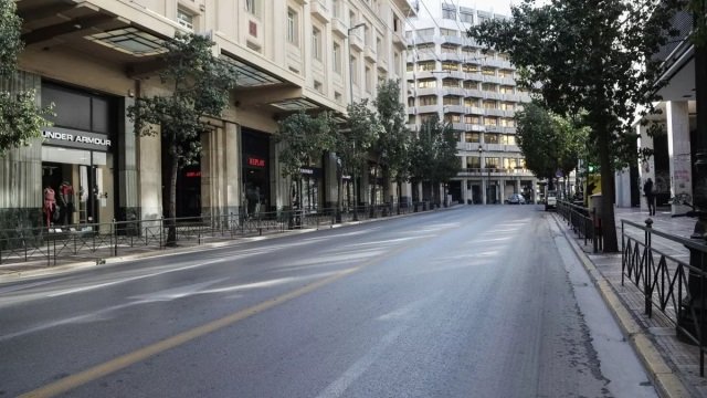 Ελεύθερη για όλους η λεωφορειολωρίδα στη Σταδίου Ελεύθερη-για-όλους-η-λεωφορειολωρίδα-στη-Σταδίου