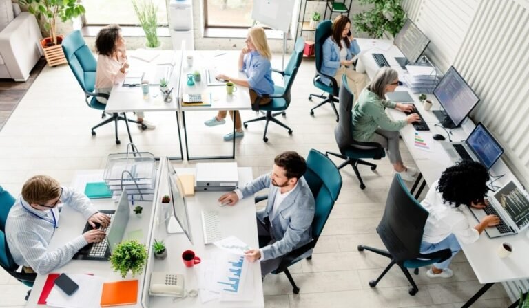 Randstad: Tο εργατικό κόστος αναδεικνύεται σε νο.1 πρόκληση, ενώ 6 στις 10 εταιρείες ετοιμάζονται για προσλήψεις randstad:-tο-εργατικό-κόστος-αναδεικνύεται-σε-νο.1-πρόκληση,-ενώ-6-στις-10-εταιρείες-ετοιμάζονται-για-προσλήψεις