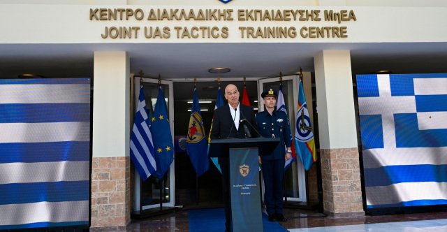 Στα εγκαίνια του Κέντρου Διακλαδικής Εκπαίδευσης drone στην Τρίπολη ο Δένδιας, δείτε βίντεο και φωτογραφίες Στα-εγκαίνια-του-Κέντρου-Διακλαδικής-Εκπαίδευσης-drone-στην-Τρίπολη-ο-Δένδιας,-δείτε-βίντεο-και-φωτογραφίες