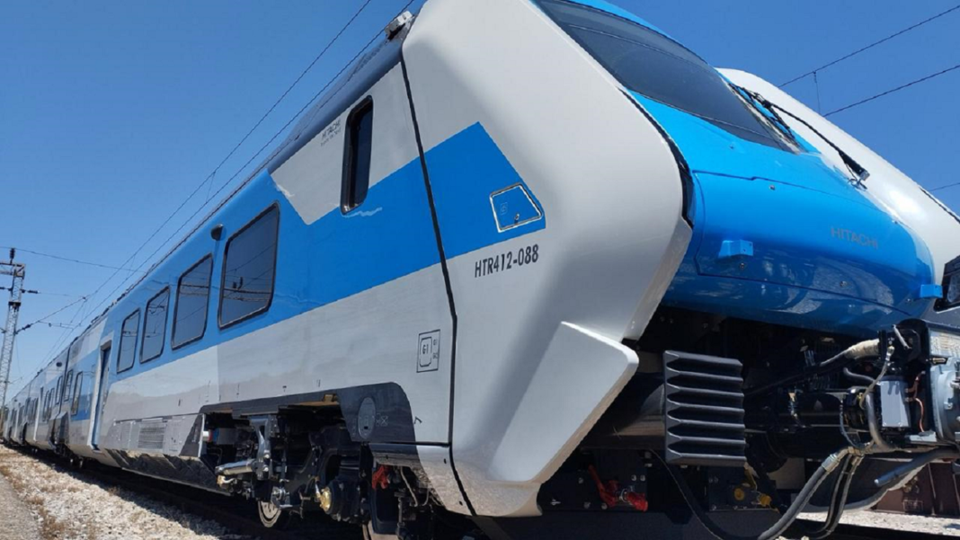 Στη Θεσσαλονίκη ο πρώτος συρμός Blues Intercity – Μητσοτάκης: «Στόχος ένας σιδηρόδρομος που θα εμπιστεύονται οι πολίτες» Στη-Θεσσαλονίκη-ο-πρώτος-συρμός-blues-intercity-–-Μητσοτάκης:-«Στόχος-ένας-σιδηρόδρομος-που-θα-εμπιστεύονται-οι-πολίτες»