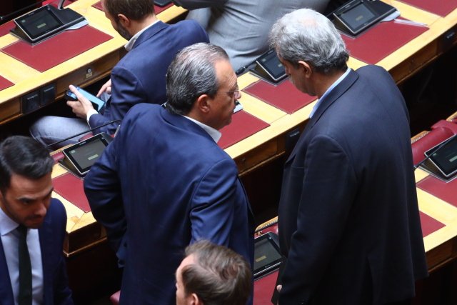 Ώρα μηδέν στον ΣΥΡΙΖΑ: Ο Πολάκης σηκώνει το γάντι στον Φάμελλο, στην Κεντρική Επιτροπή κρίνεται η επόμενη ημέρα Ώρα-μηδέν-στον-ΣΥΡΙΖΑ:-Ο-Πολάκης-σηκώνει-το-γάντι-στον-Φάμελλο,-στην-Κεντρική-Επιτροπή-κρίνεται-η-επόμενη-ημέρα