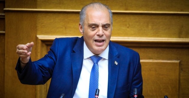 Βελόπουλος-κατά-Τσίπρα-και-Σαμαρά:-Είναι-άνεργοι-πολιτικοί,-πού-βρίσκουν-τα-λεφτά-για-να-κάνουν-κόμμα;