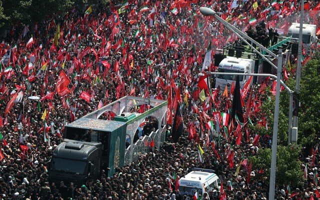 Η κηδεία Χαμενεΐ ενδυναμώνει τη διαπραγματευτική θέση του Ιράν Η-κηδεία-Χαμενεΐ-ενδυναμώνει-τη-διαπραγματευτική-θέση-του-Ιράν