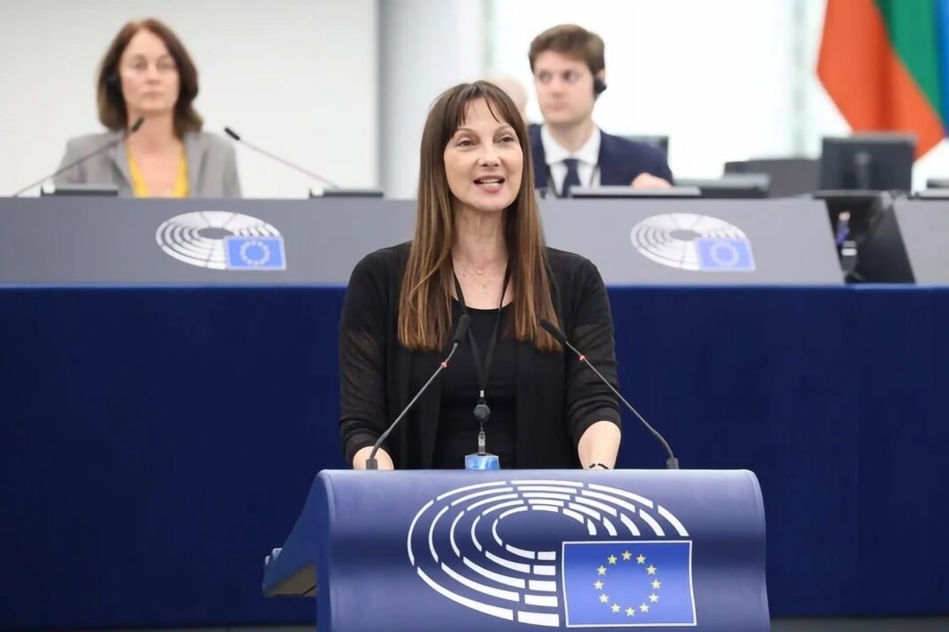 Κουντουρά: Επιτυχία του Ευρωπαϊκού Κοινοβουλίου η ενίσχυση των δικαιωμάτων των επιβατών πτήσεων απέναντι στο Συμβούλιο – Ζητώ να πιέσουμε και για δωρεάν μεταφορά χειραποσκευών Κουντουρά:-Επιτυχία-του-Ευρωπαϊκού-Κοινοβουλίου-η-ενίσχυση-των-δικαιωμάτων-των-επιβατών-πτήσεων-απέναντι-στο-Συμβούλιο-–-Ζητώ-να-πιέσουμε-και-για-δωρεάν-μεταφορά-χειραποσκευών
