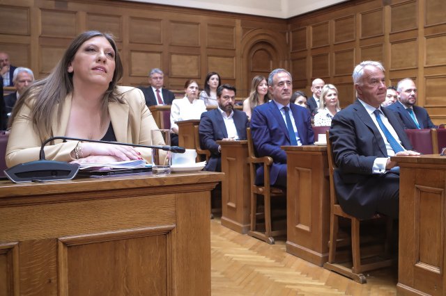«Δεν είναι ώρα για γλυκά»: Έντονο επεισόδιο Κωνσταντοπούλου για το κέρασμα του Ξανθόπουλου στην Επιτροπή Θεσμών «Δεν-είναι-ώρα-για-γλυκά»:-Έντονο-επεισόδιο-Κωνσταντοπούλου-για-το-κέρασμα-του-Ξανθόπουλου-στην-Επιτροπή-Θεσμών