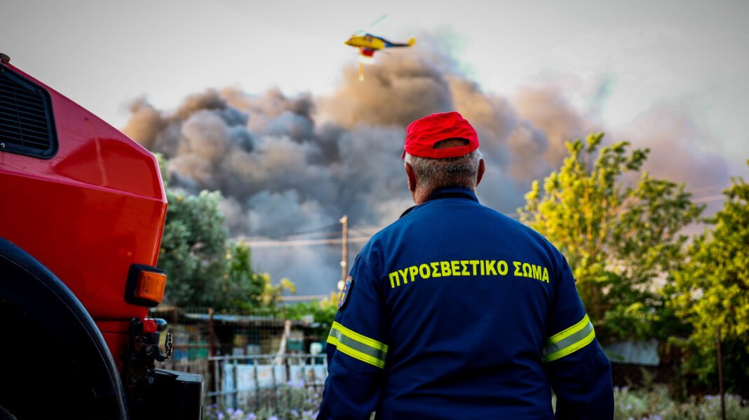 Καλύτερη η εικόνα της φωτιάς στην Ξηρόβρυση Κιλκίς, επιχειρεί ένα ελικόπτερο Καλύτερη-η-εικόνα-της-φωτιάς-στην-Ξηρόβρυση-Κιλκίς,-επιχειρεί-ένα-ελικόπτερο