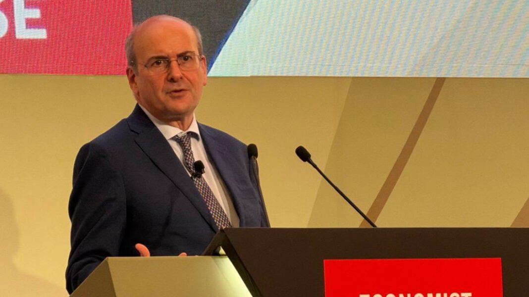 Χατζηδάκης: Τα ψέματα και η ασχετοσύνη θα πάνε τη χώρα πίσω, 8 στόχοι για την Ελλάδα του 2030 Χατζηδάκης: Τα ψέματα και η ασχετοσύνη θα πάνε τη χώρα πίσω, 8 στόχοι για την Ελλάδα του 2030