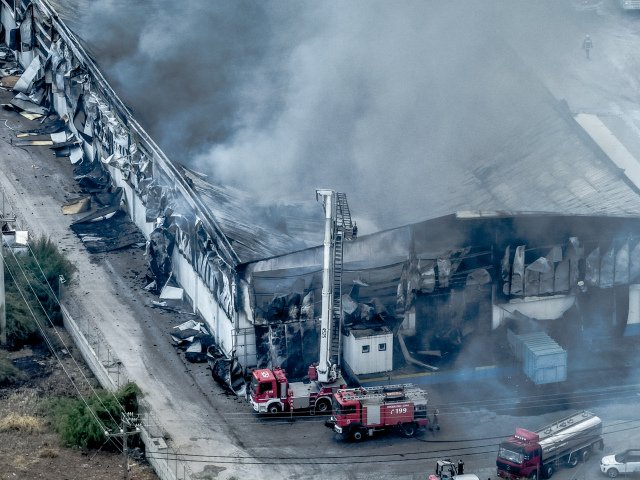 Δύο συλλήψεις για την έκρηξη στον Ασπρόπυργο, η φωτιά ξεκίνησε από εργασίες με φλόγα Δύο-συλλήψεις-για-την-έκρηξη-στον-Ασπρόπυργο,-η-φωτιά-ξεκίνησε-από-εργασίες-με-φλόγα