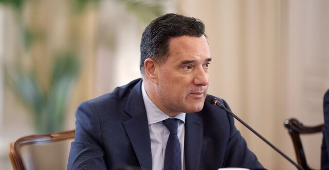 Γεωργιάδης:-Ο-Τσίπρας-έκανε-τον-Κινέζο-για-τους-Ποινικούς-Κώδικες-γιατί-θα-έπρεπε-να-εξηγήσει-αν-το-έκανε-για-να-φροντίσει-το-οικονομικό-μέλλον-του