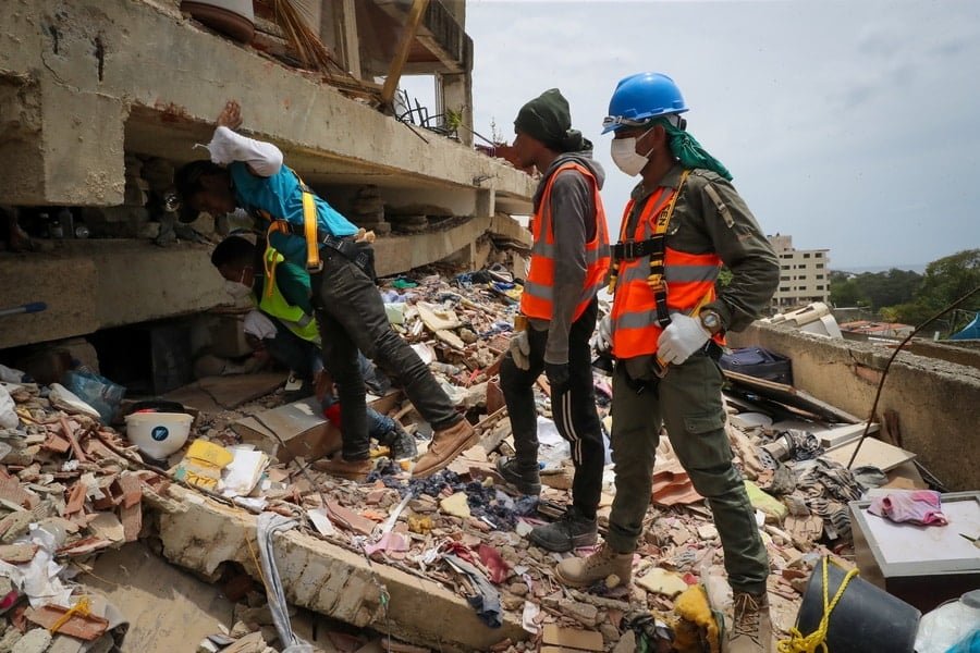 greek-woman-missing-after-rescue-from-venezuela-earthquake-rubble-found-safe