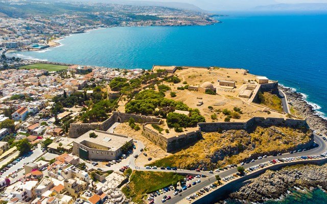 Με εκπτώσεις και κρατήσεις τελευταίας στιγμής εξελίσσεται η σεζόν στην Κρήτη Με-εκπτώσεις-και-κρατήσεις-τελευταίας-στιγμής-εξελίσσεται-η-σεζόν-στην-Κρήτη