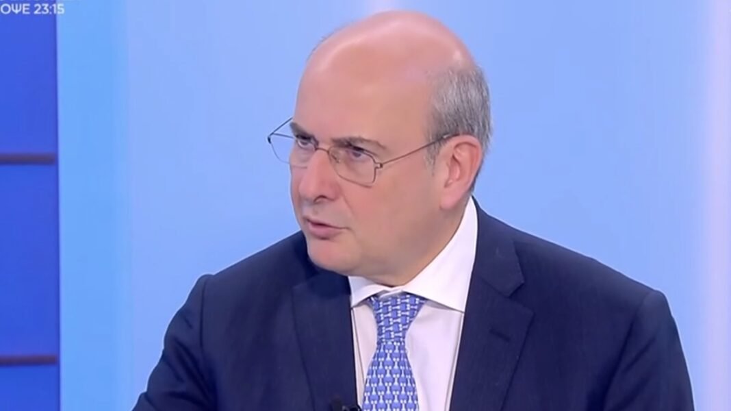Χατζηδάκης για 13η σύνταξη: Το ΠΑΣΟΚ θέλει να παίξει μπάλα στο γήπεδο του κ. Τσίπρα, αλλά είναι εκτός έδρας – «Δεν έχουμε καταλήξει για τα μέτρα της ΔΕΘ» Χατζηδάκης για 13η σύνταξη: Το ΠΑΣΟΚ θέλει να παίξει μπάλα στο γήπεδο του κ. Τσίπρα, αλλά είναι εκτός έδρας – «Δεν έχουμε καταλήξει για τα μέτρα της ΔΕΘ»