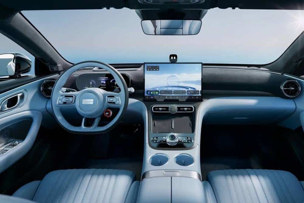 «Γαλαξίας»-tt-η-νέα-σεντανάρα-της-geely